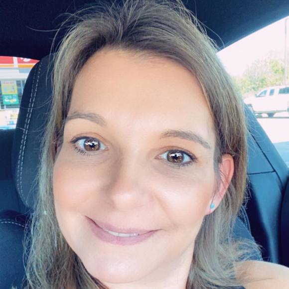 Profile Picture of Janet Turbett (@ansbach2013) on Poshmark