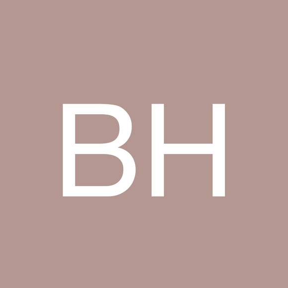 Profile Picture of Benjamin Hicks (@benjamin10566) on Poshmark