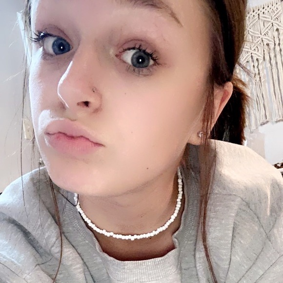 Profile Picture of Alexis Pressel (@alexis_pressel) on Poshmark