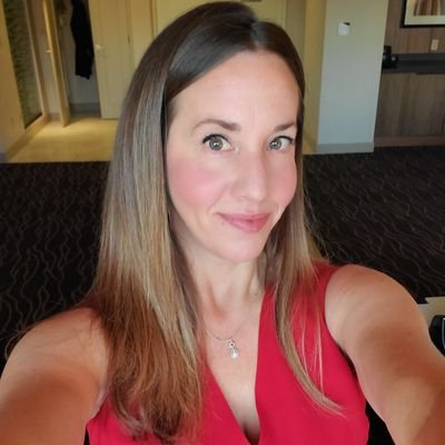 Profile Picture of Amy Curry Sturm (@AmyCurrySturm) on Twitter