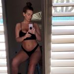 Profile Picture of Felicia Walker (@feliciavaile) on Instagram