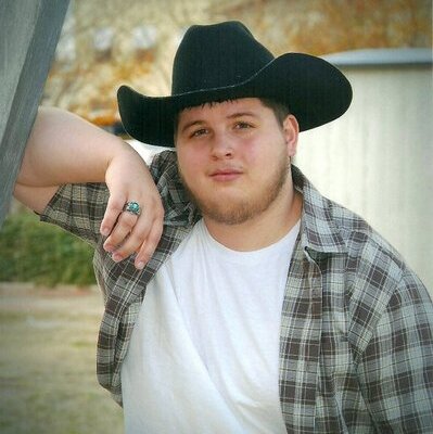 Profile Picture of Christopher Snelson (@Steerwrestler79) on Twitter