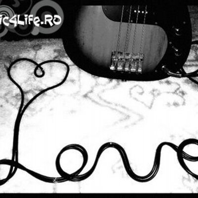 Sarah Matthieu - Twitter Profile Picture of Sarah Matthieu (@crunkcrazy) on Twitter