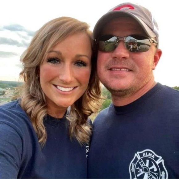 Profile Picture of Brett Bottoms (@brettbc20) on Poshmark