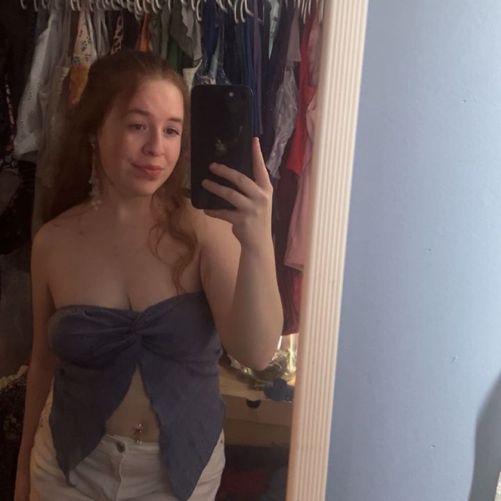 Profile Picture of April (@aprildunphy19) on Tiktok