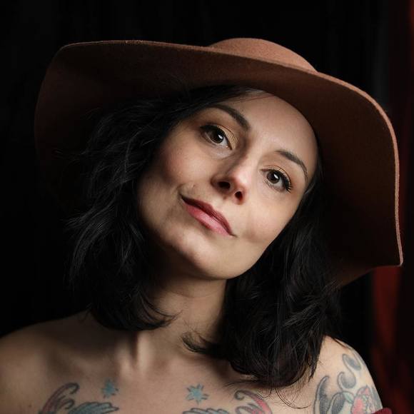 Profile Picture of Roxanne Demars gochinski (@rgochinski) on Poshmark