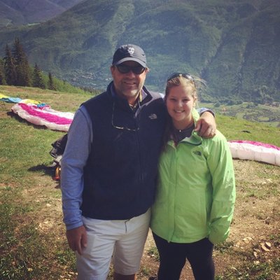 Profile Picture of James Esquivel (@JamesEsquive) on Twitter