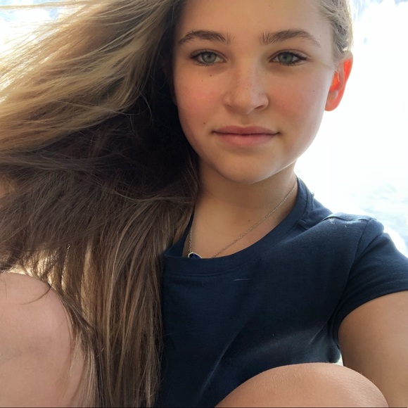 Profile Picture of Katie Legner (@katie_legner) on Poshmark