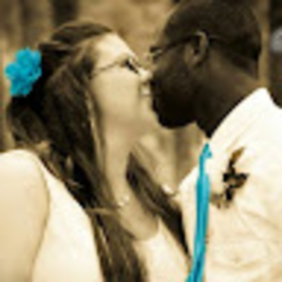 Lara Storey - Poshmark Profile Picture of Lara Storey (@larastorey2014) on Poshmark