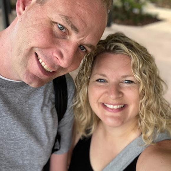 Profile Picture of Amanda Reiser (@amanda_reiser) on Poshmark