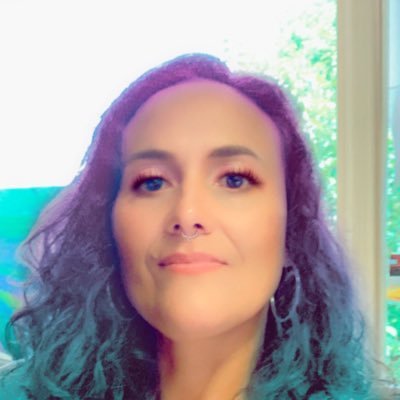 Profile Picture of Cristina Roberts (@Cristin27018527) on Twitter