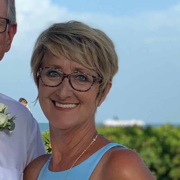 Profile Picture of Marlene Wienstroer (@jlwienstroer) on Poshmark