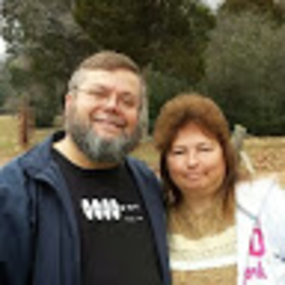 Profile Picture of Lisa Lowery (@sweetpotato1973) on Poshmark