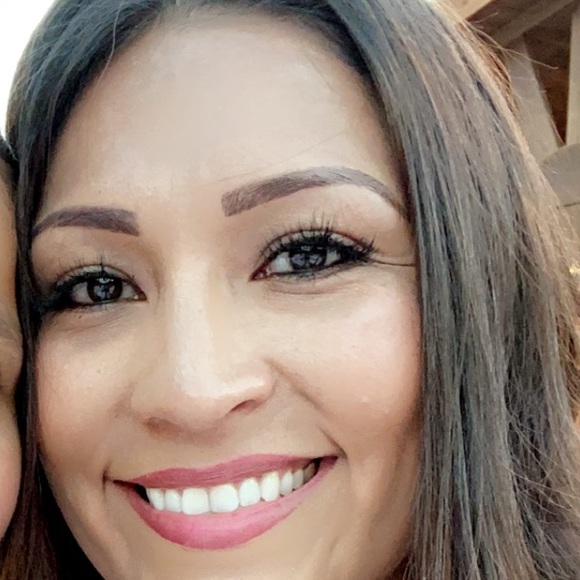 Profile Picture of Maria Ibanez (@juli0702) on Poshmark