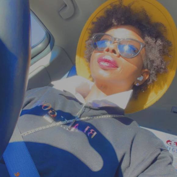 Profile Picture of Shantell Perlote (@vocalbeing) on Poshmark