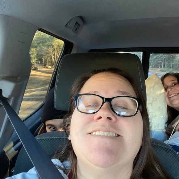 Karla Ertz - Poshmark Profile Picture of Karla Ertz (@karlaertz) on Poshmark