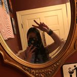 Profile Picture of carly (@carlylam_) on Instagram