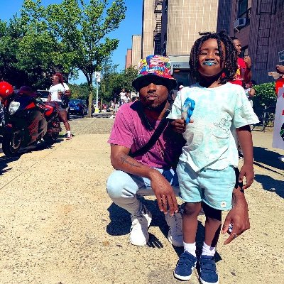 Profile Picture of Duggy 🎷 (@DwayneDuggerII) on Twitter