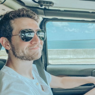 Profile Picture of Ronny C. (@Ronny_Cox_) on Twitter