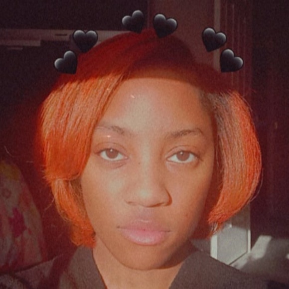 Profile Picture of Trinity Bovain (@tbovain19) on Poshmark
