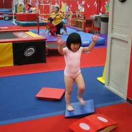 Profile Picture of Renee Tang (@ReneeTang10) on Twitter