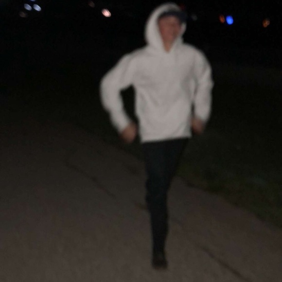 Profile Picture of Johnny Hampson (@jbhampson) on Poshmark