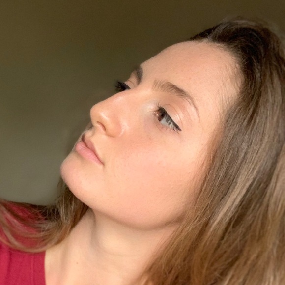 Profile Picture of Cindy Swartzel (@cynecdoche) on Poshmark