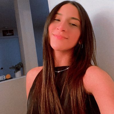 Profile Photo of Carla Ortiz (@carlaortiz7_) on Twitter