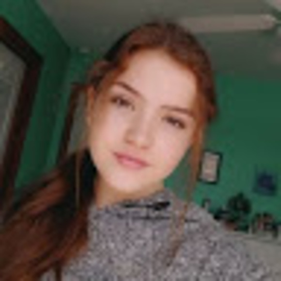 Profile Picture of Macyn Ds (@macynds) on Poshmark