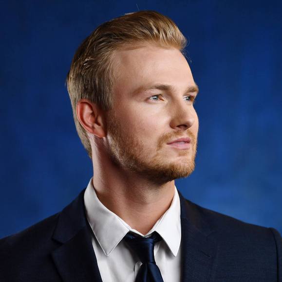 Chase Drews - Poshmark Profile Picture of Chase Drews (@cdrews12) on Poshmark