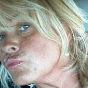 Profile Picture of Zandra Zook (@zandrazook830) on Youtube