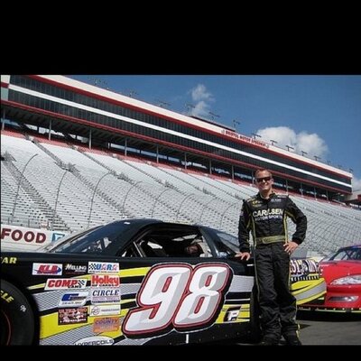 Profile Picture of Andrew Carlsen (@Acarlsen98) on Twitter