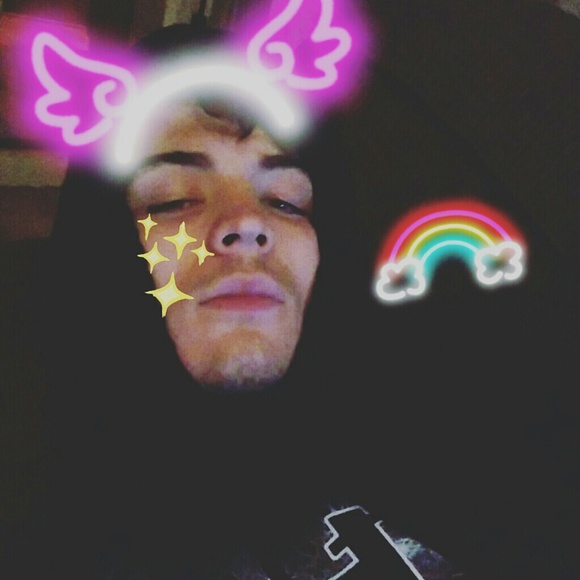 Profile Picture of Garrick Shelly (@gmackshelly) on Poshmark