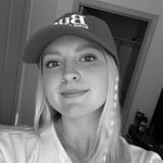 Profile Picture of Anna Baker :) (@anna_baker2) on Instagram