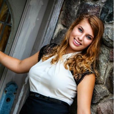 Profile Picture of Julia Kroll (@JustKidding24) on Twitter