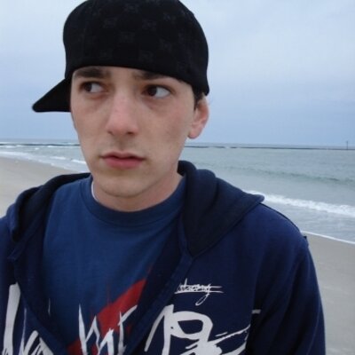 Profile Picture of Eric Ragan (@w0rdemon) on Twitter