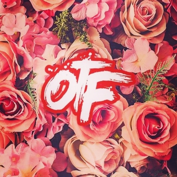 Profile Picture of Richardina Gore (@dinagore896) on Poshmark