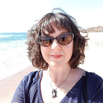 Profile Picture of Stephanie Riley (@ChefStephaninny) on Twitter