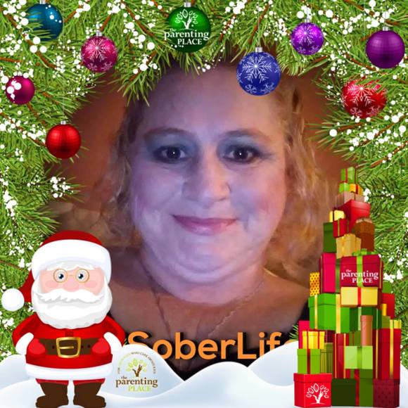 Profile Picture of April Hooks (@aprilhooks50) on Poshmark