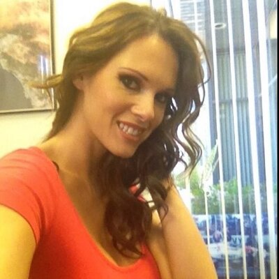 Profile Picture of Kimberley Barber (@MissKimBarber) on Twitter