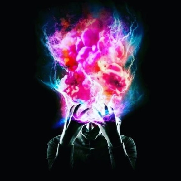 Profile Picture of Snayder Elementrix (@snaydere) on Poshmark