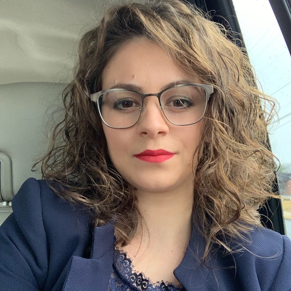 Profile Picture of Ramie Lamaj (@ramielamaj) on Poshmark