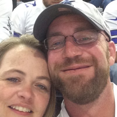 Profile Picture of Mickey Clark (@Mickeyclark8015) on Twitter