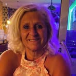 Wanda Van Hulten Simonis - Facebook Profile Picture of Wanda Van Hulten Simonis (@wanda.vanhulten) on Facebook