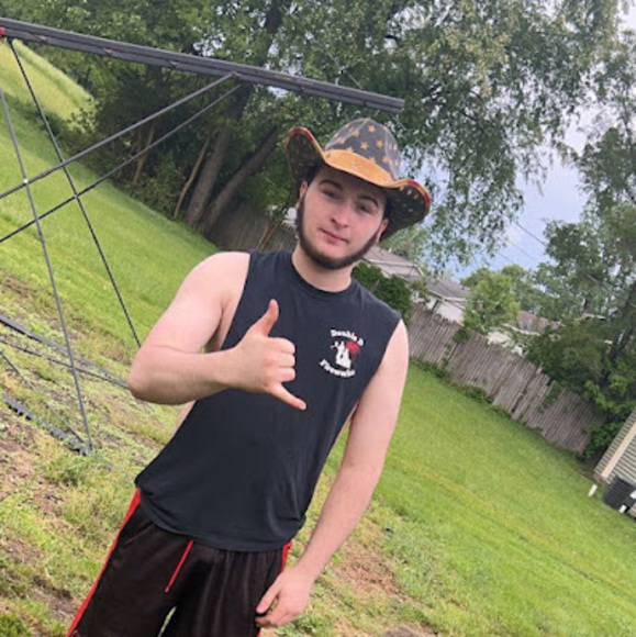 Profile Picture of Steven Stacy (@sstacy8182) on Poshmark