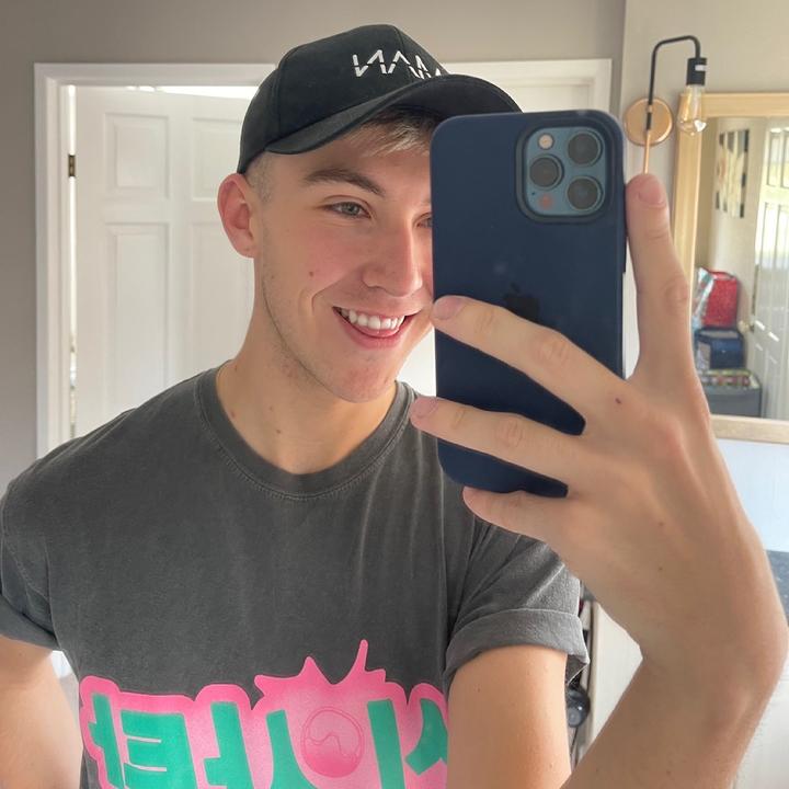 Profile Photo of   Brad Walker... (@bradwalker_xx) on Tiktok