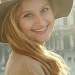 Profile Picture of Yvette R (@yvetter.hale) on Instagram