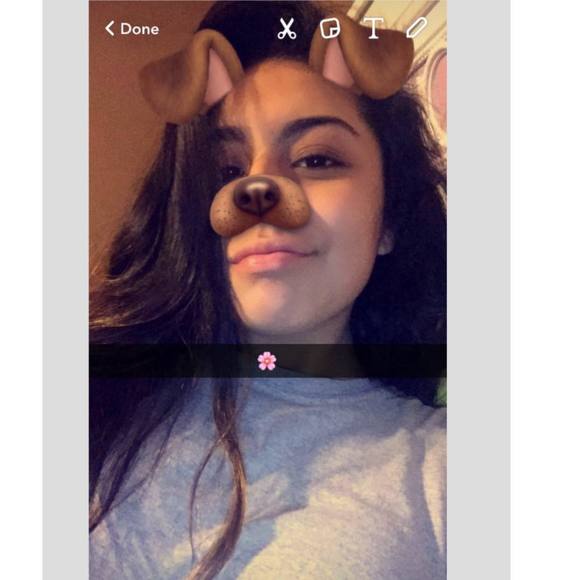 Profile Picture of Øbey Gladis (@gladis123) on Poshmark