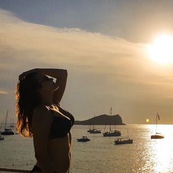 Profile Picture of Shelly (@shelly.shot) on Tiktok