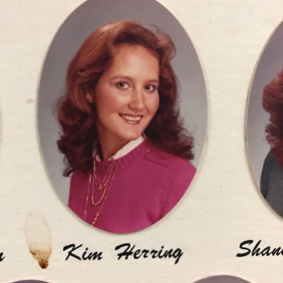 Profile Picture of Kim Dodd (@KimDodd9) on Twitter